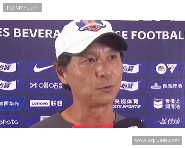 足球报:曲刚中场告诫球员稳守梅州下半场换人加强进攻策略 足球报:曲刚中场告诫球员稳守梅州下半场换人加强进攻策略