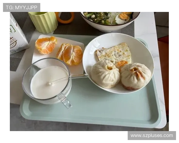 长夜过后迎接清晨第一缕阳光一起分享你的元气早饭时光